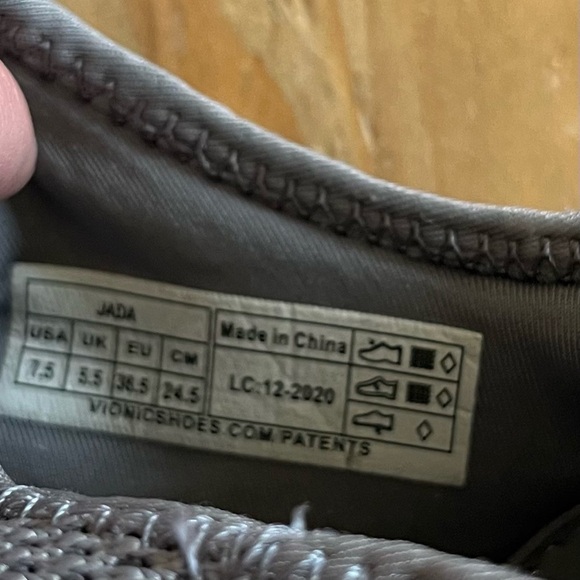 VIONIC Gray Jada Women’s Slip On Mesh Fitness Athletic Training Shoe Sneaker 7.5 - Picture 8 of 12